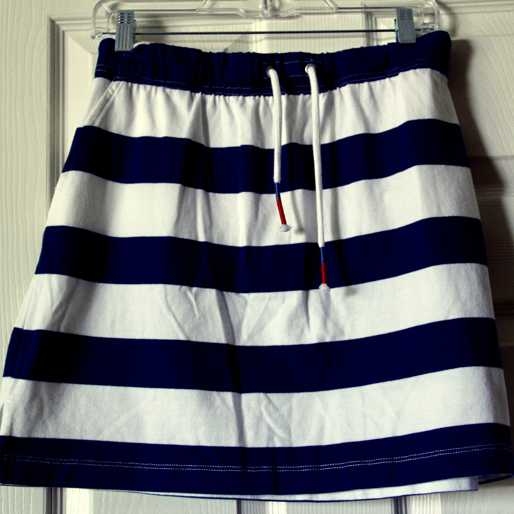 New With Tags Vineyard Vines Summer Skirt!